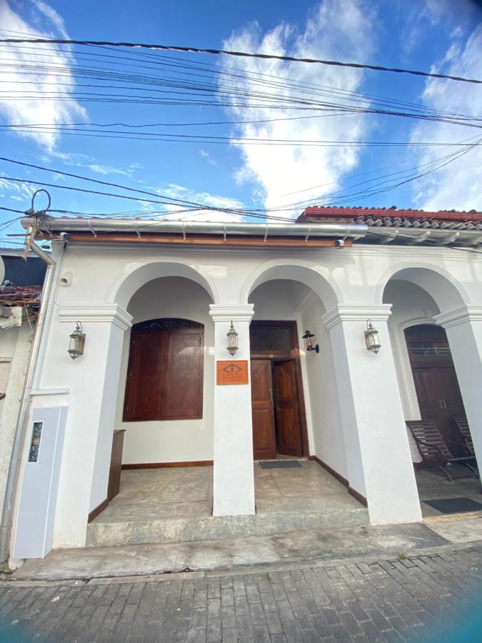 The Dutch Boutique Acomodação com café da manhã Galle Exterior foto